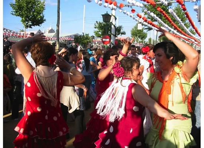 Ladies dancing Feria